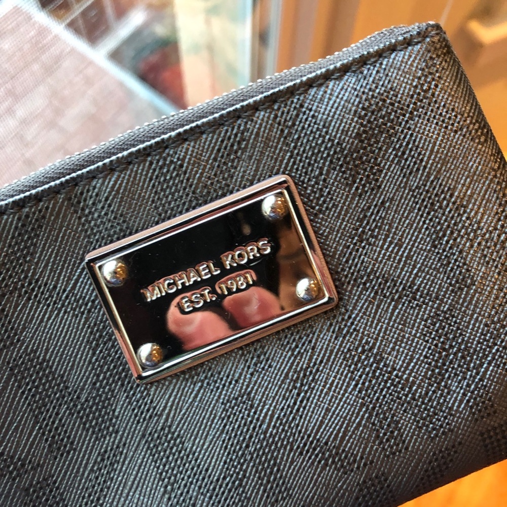 Michael Kors Wristlet